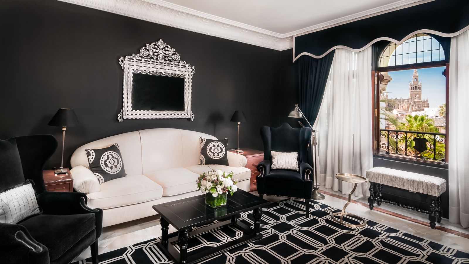 Reales Alcazares Suite / Presidential Suite